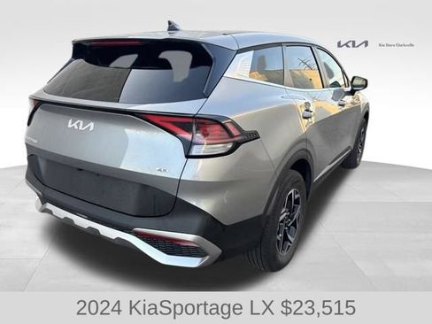 Used 2024 Kia Sportage LX AWD/4WD image 8