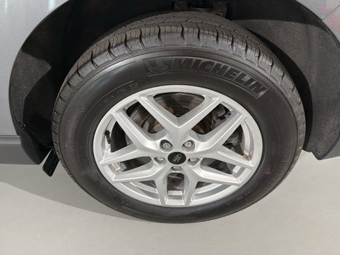 Used 2024 Ford Edge SEL w/ Convenience Package image 6