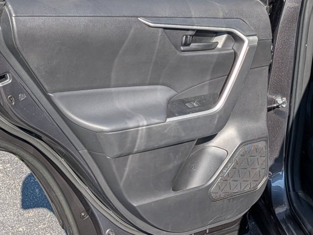 Used 2024 Toyota RAV4 LE FWD image 18