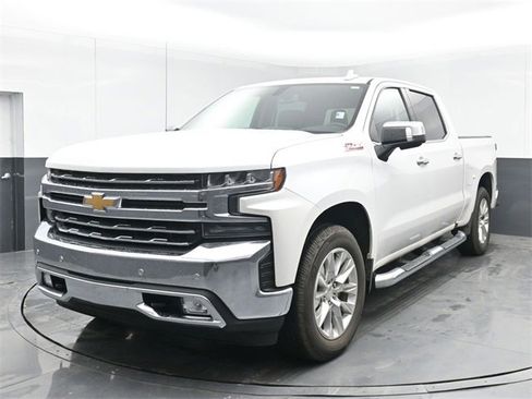 Used 2019 Chevrolet Silverado 1500 LTZ w/ LTZ Plus Package image 10