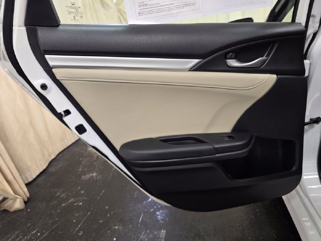 Used 2020 Honda Civic EX-L image 28