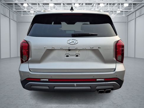 Certified 2024 Hyundai Palisade SEL FWD image 5