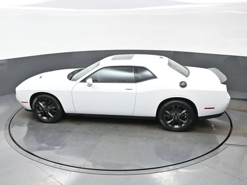 Used 2023 Dodge Challenger SXT w/ Blacktop Package image 31