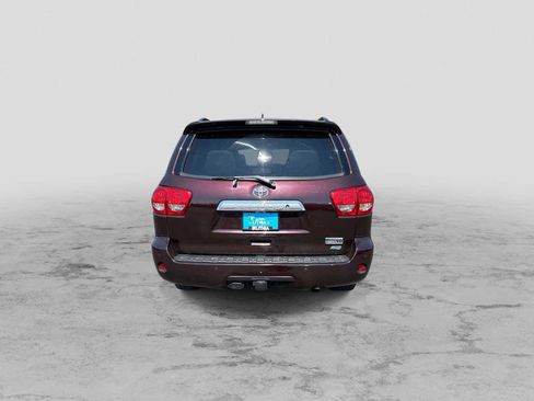 Used 2017 Toyota Sequoia Limited w/ Safety & Convenience Package AWD/4WD image 7