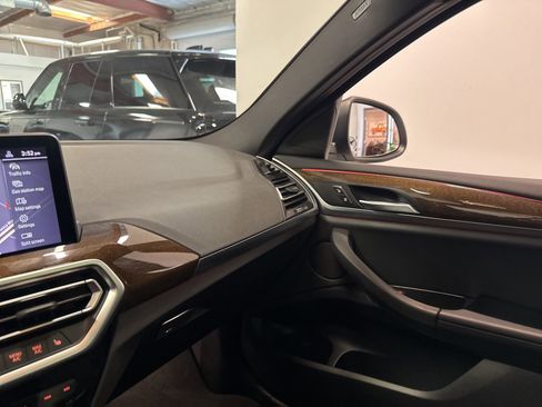 Used 2023 BMW X4 xDrive30i w/ Premium Package image 36
