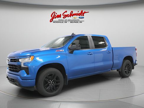 Used 2024 Chevrolet Silverado 1500 RST AWD/4WD image 2