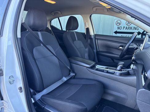 Used 2023 Nissan Sentra SV image 33