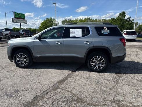 Used 2023 GMC Acadia SLT w/ Technology Package FWD image 19
