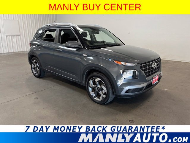Used 2025 Hyundai Venue SEL FWD image 1