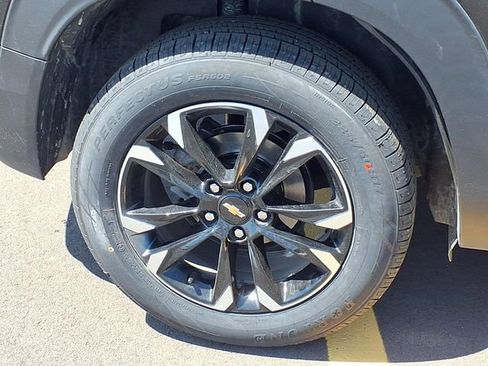 Used 2023 Chevrolet TrailBlazer LT FWD image 26