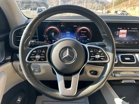 Used 2020 Mercedes-Benz GLS 450 4MATIC image 13