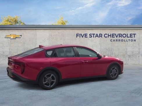 Used 2025 Kia K4 LXS image 9