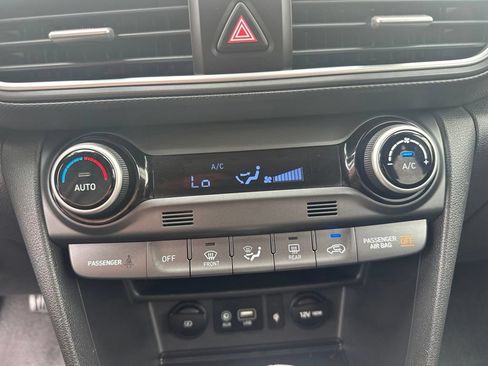 Used 2019 Hyundai Kona Ultimate FWD image 23
