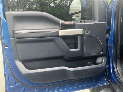 Used 2022 Ford F350 Lariat w/ Lariat Ultimate Package AWD/4WD image 19