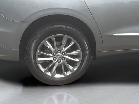 Used 2023 Buick Enclave Avenir w/ Avenir Technology Package image 24