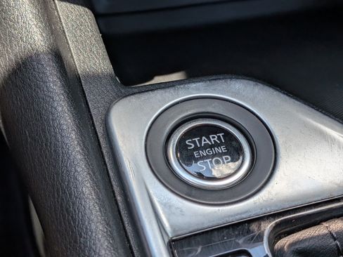 Used 2024 Nissan Sentra SV FWD image 29