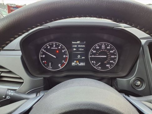 Certified 2025 Subaru Forester Limited image 9