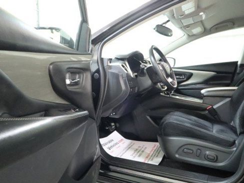 Used 2018 Nissan Murano SV AWD/4WD image 9