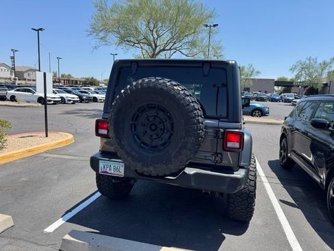Used 2020 Jeep Wrangler Unlimited Sport S AWD/4WD image 3