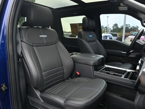 Used 2026 Ford F250 Platinum AWD/4WD image 34