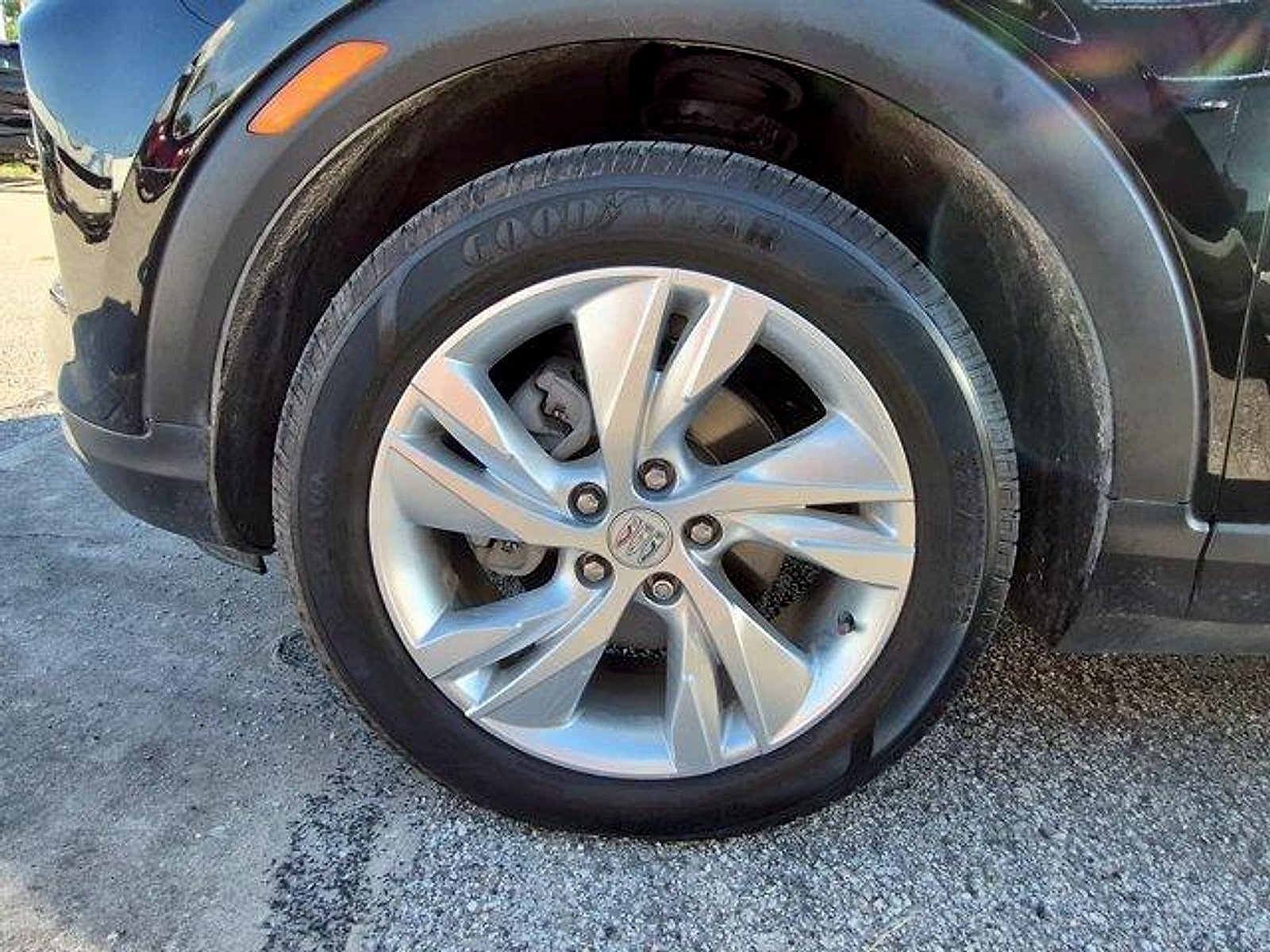 Used 2024 Buick Encore GX Preferred w/ Comfort Package FWD image 29