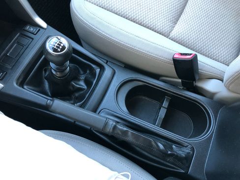 Used 2015 Subaru Forester 2.5i Premium image 22