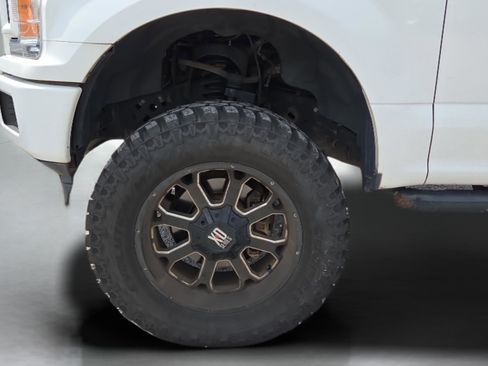 Used 2018 Ford F150 XL w/ Equipment Group 101A Mid AWD/4WD image 28