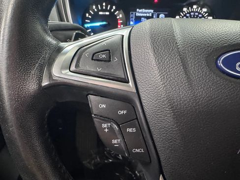 Used 2018 Ford Fusion SE AWD/4WD image 23