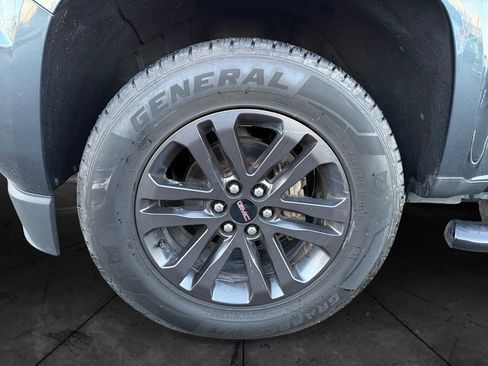 Used 2019 GMC Canyon SLE w/ Elevation Edition image 14