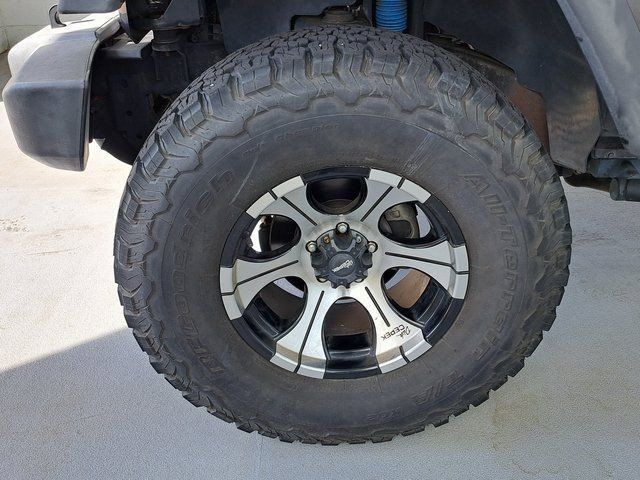 Used 2014 Jeep Wrangler Sport w/ Quick Order Package 23S AWD/4WD image 32