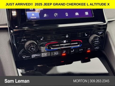New 2025 Jeep Grand Cherokee L Altitude image 15
