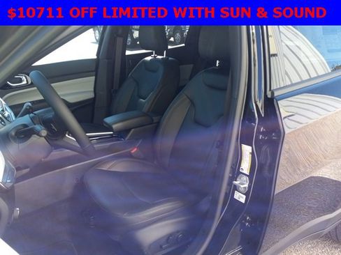 Used 2024 Jeep Compass Limited w/ Sun and Sound Group image 22