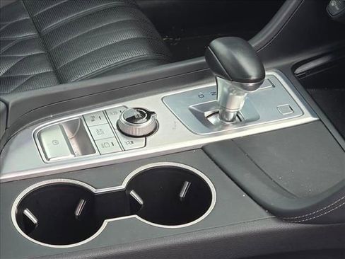 Used 2019 Genesis G70 2.0T Advanced w/ Dynamic Package image 10