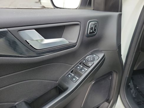 Used 2023 Ford Escape ST-Line Elite image 18