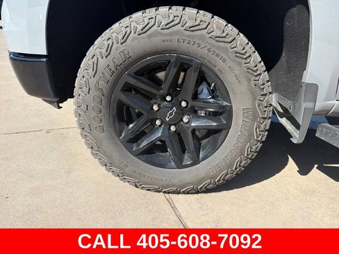 Used 2024 Chevrolet Silverado 1500 LT Trail Boss w/ Convenience Package II AWD/4WD image 7