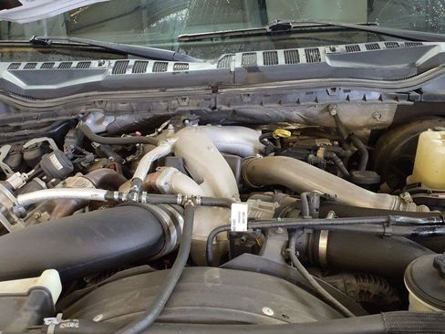 Used 2020 Ford F250 Platinum w/ Tremor Off-Road Package AWD/4WD image 8