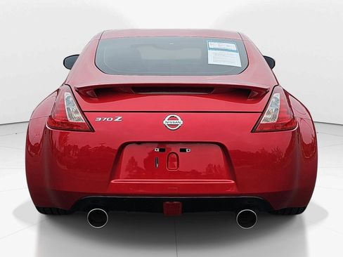 Used 2020 Nissan 370Z w/ Sport Package RWD image 4