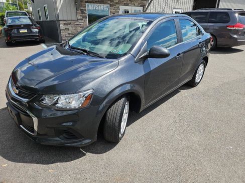 Used 2017 Chevrolet Sonic LT FWD image 7