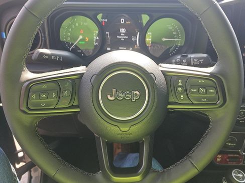 Used 2025 Jeep Wrangler Unlimited Rubicon 4xe w/ Safety Group image 8