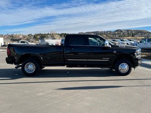 New 2026 RAM 3500 Limited image 6