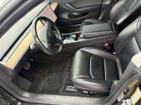 Used 2019 Tesla Model 3 Standard Range Plus image 20