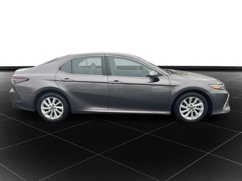 Used 2023 Toyota Camry LE image 6