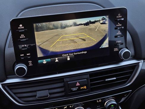 Certified 2021 Honda Accord Sport Special Edition image 18