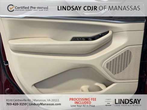 Certified 2025 Jeep Grand Cherokee Limited w/ Luxury Tech Group II AWD/4WD image 18