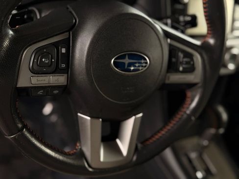 Used 2017 Subaru Crosstrek 2.0i Premium AWD/4WD image 34
