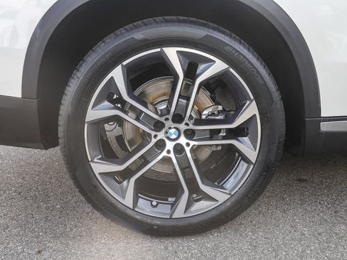 Certified 2023 BMW X5 sDrive40i w/ Parking Assistance Package image 8