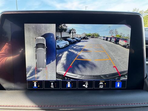 Used 2022 Chevrolet Tahoe RST w/ Luxury Package image 16