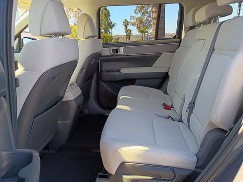 New 2026 Hyundai Santa Fe SE FWD image 11