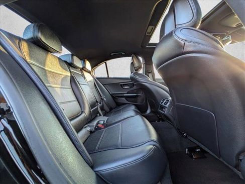 Used 2025 Mercedes-Benz C 300 Sedan image 20