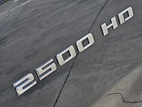 New 2026 Chevrolet Silverado 2500 ZR2 AWD/4WD image 13